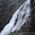 Og Eidsdal